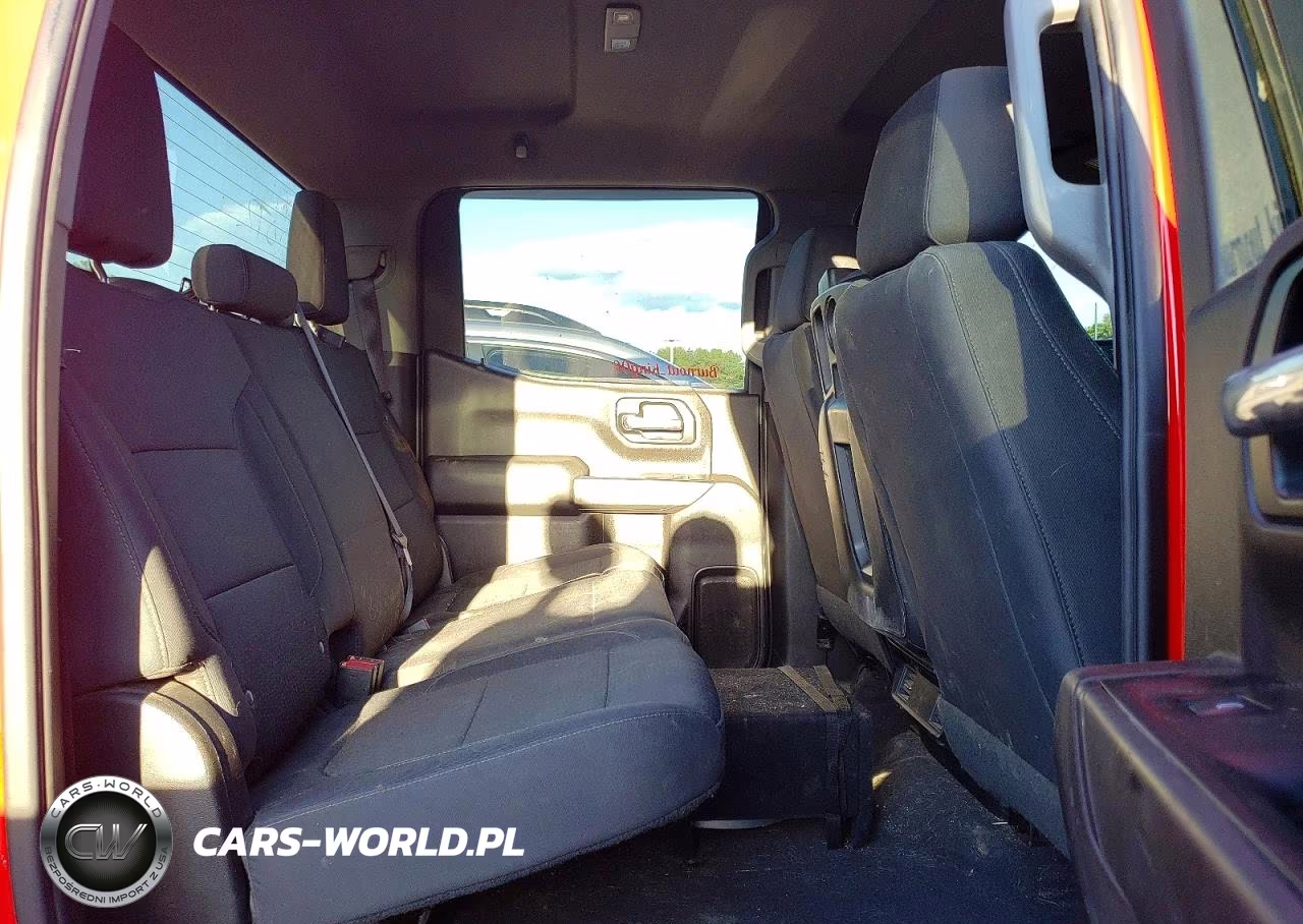 2019 Chevrolet Silverado K1500 Custom VIN:3GCPYBEH4KG222072 - 10