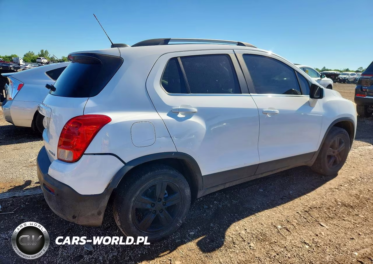 2015 Chevrolet Trax 1Lt VIN:3GNCJLSB5FL256616 - 3