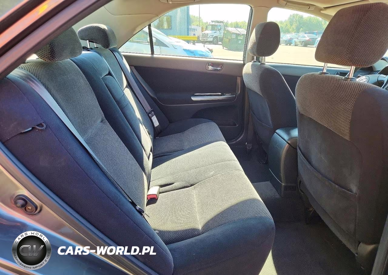 2002 Toyota Camry Se VIN:JTDBE32K420028428 - 10