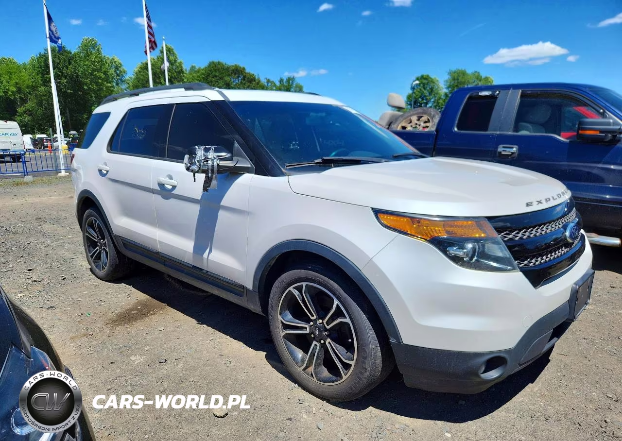 2015 Ford Explorer Sport VIN:1FM5K8GT7FGA98096 - 4
