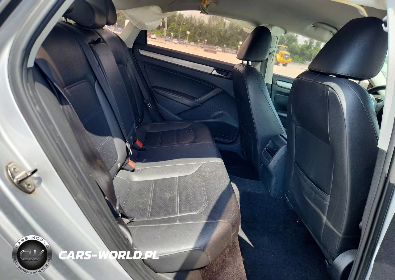 2014 Volkswagen Passat S VIN:1VWAT7A31EC074348 - 10