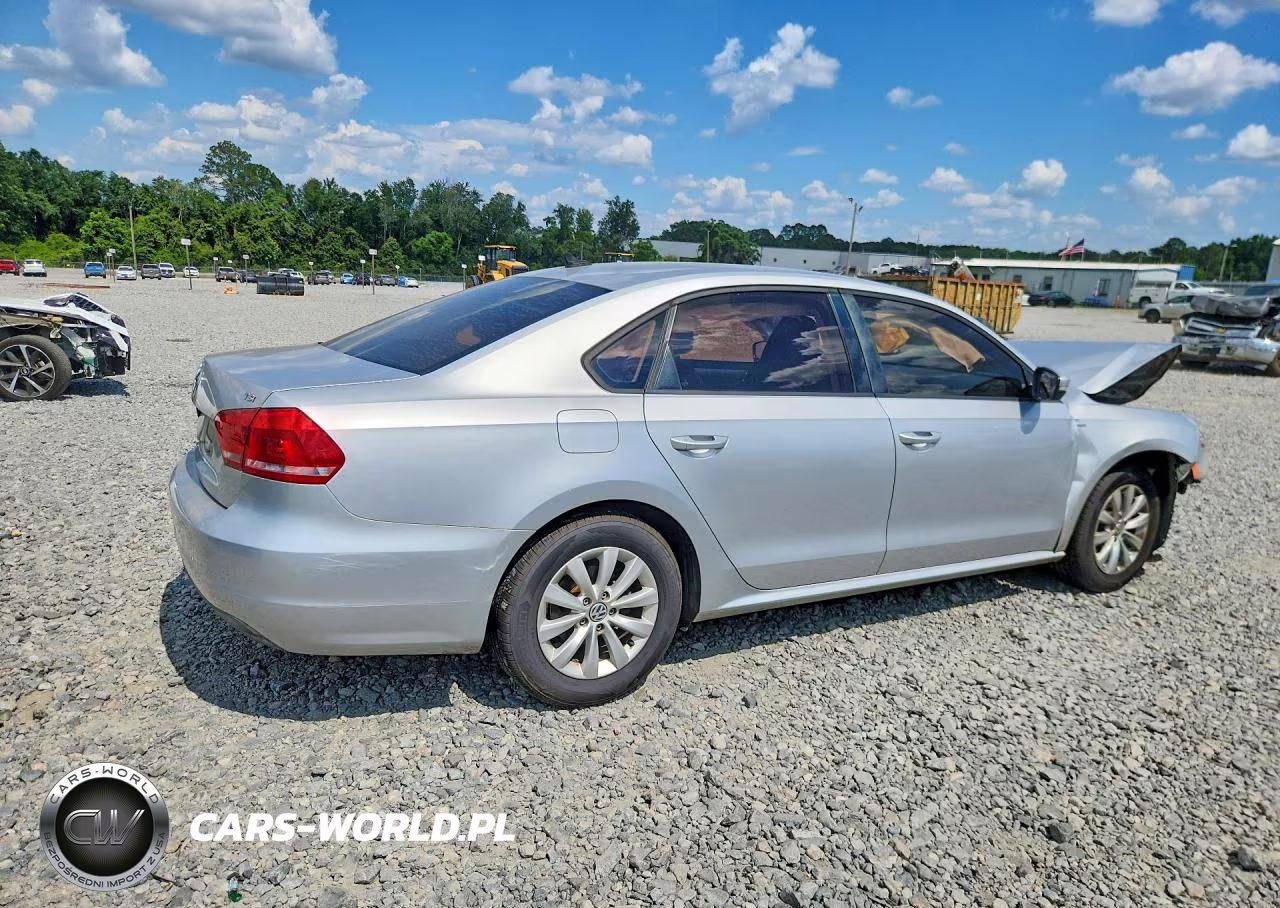 2014 Volkswagen Passat S VIN:1VWAT7A31EC074348 - 3