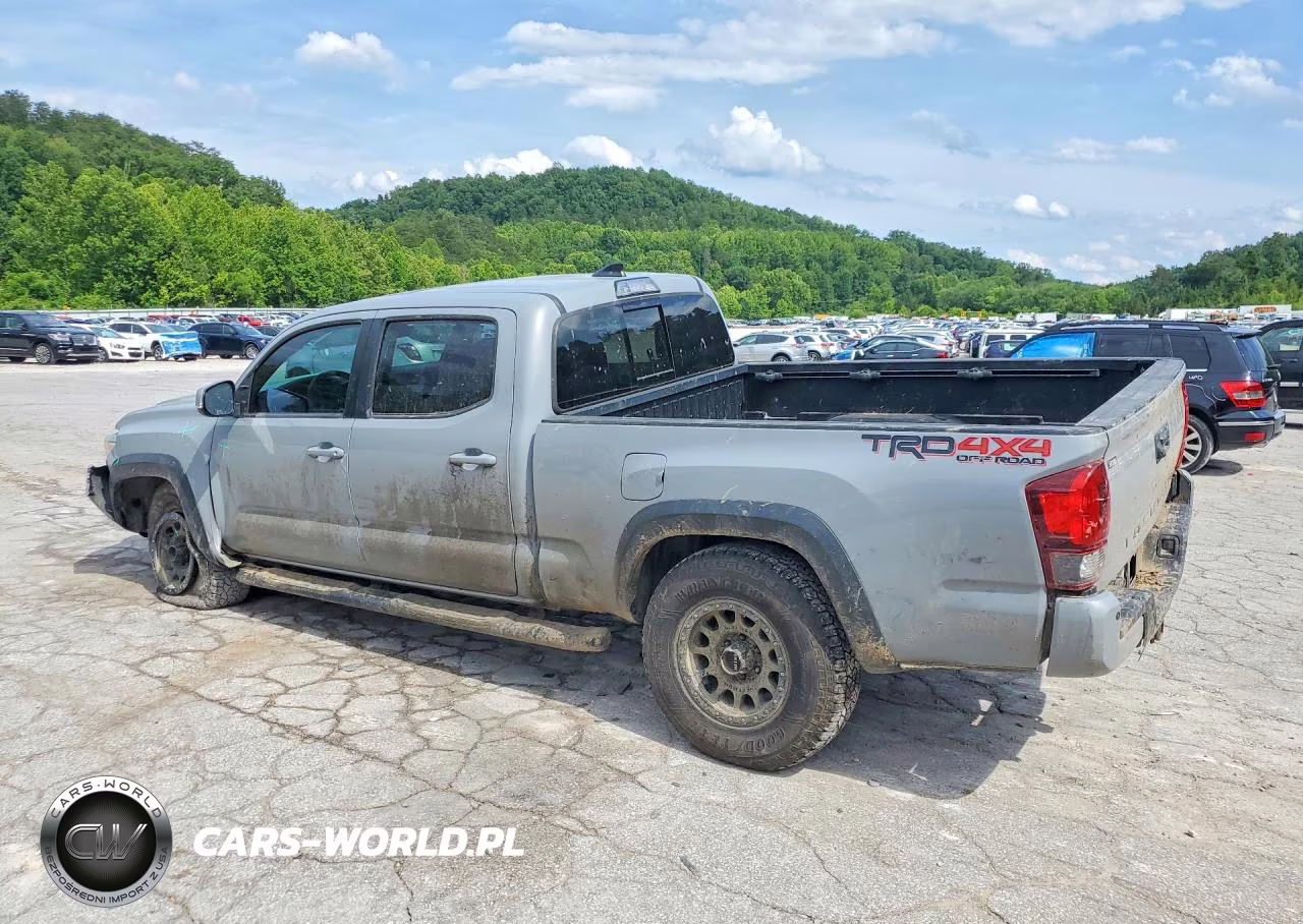 2018 Toyota Tacoma Trd Off-Road VIN:3TMDZ5BNXJM037830 - 2