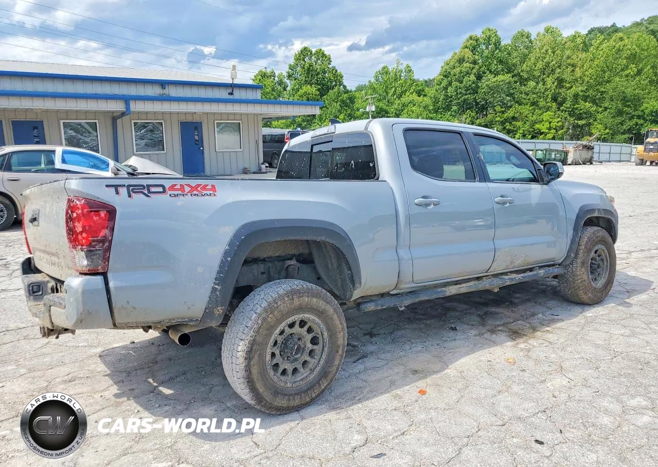 2018 Toyota Tacoma Trd Off-Road VIN:3TMDZ5BNXJM037830 - 3