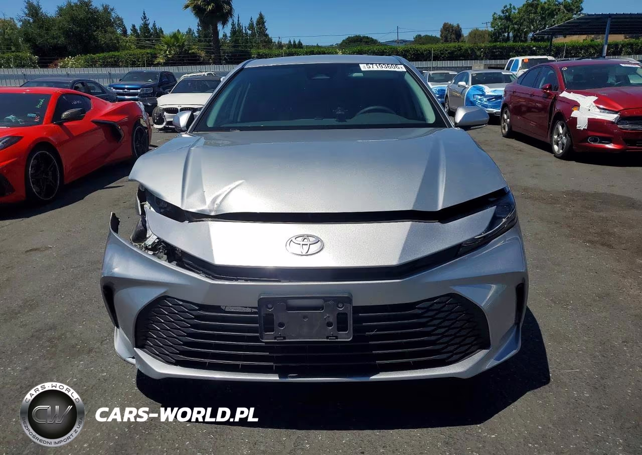 2025 Toyota Camry Le VIN:4T1DAACK0SU073412 - 5