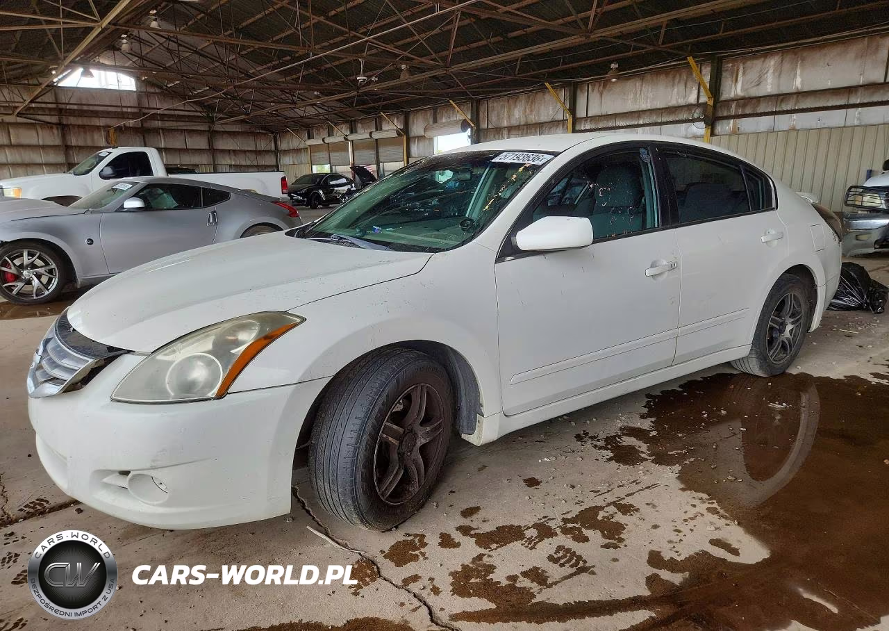 2010 Nissan Altima 2.5 – zdjęcie 1 z 12