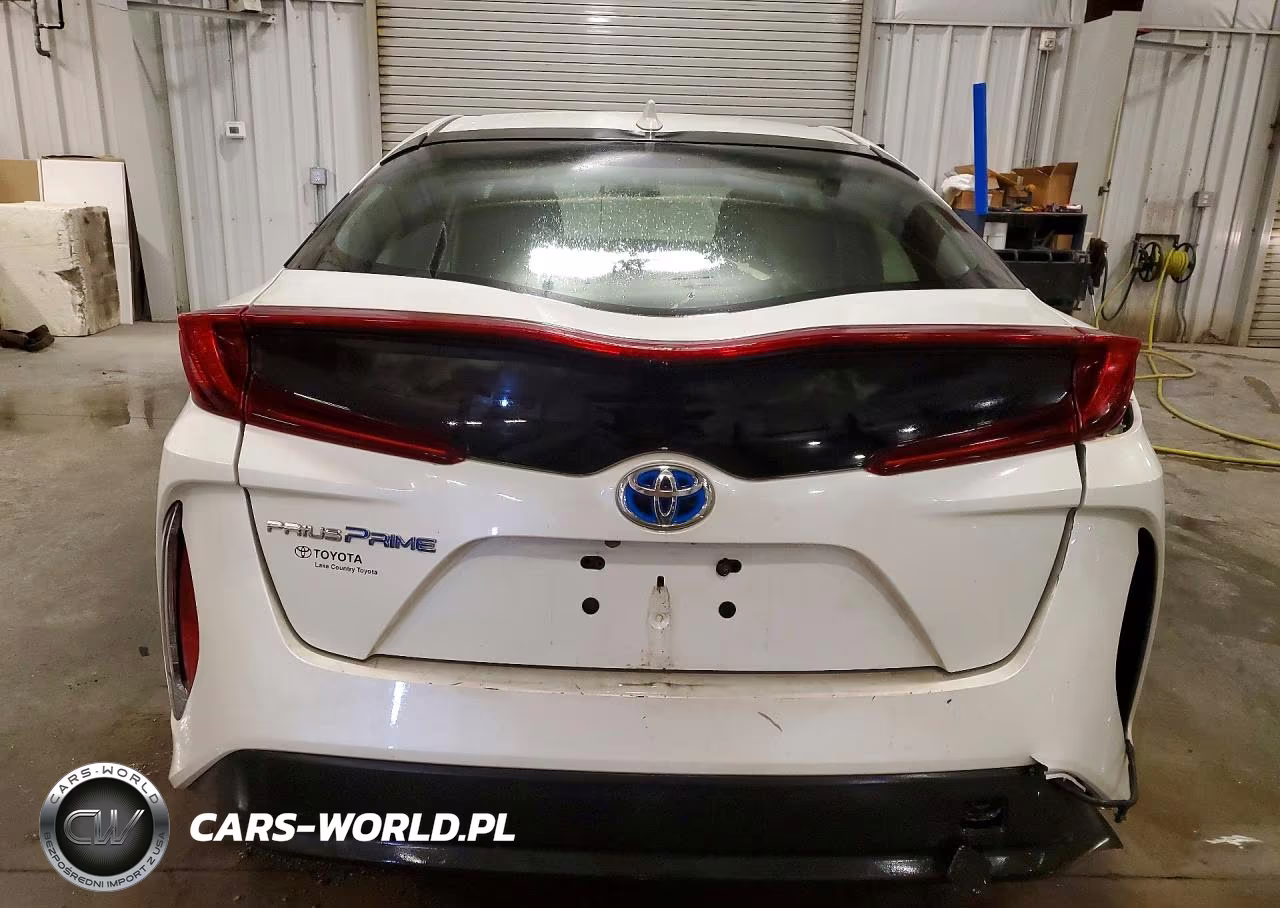 2017 Toyota Prius Prime Premium VIN:JTDKARFP5H3034900 - 6