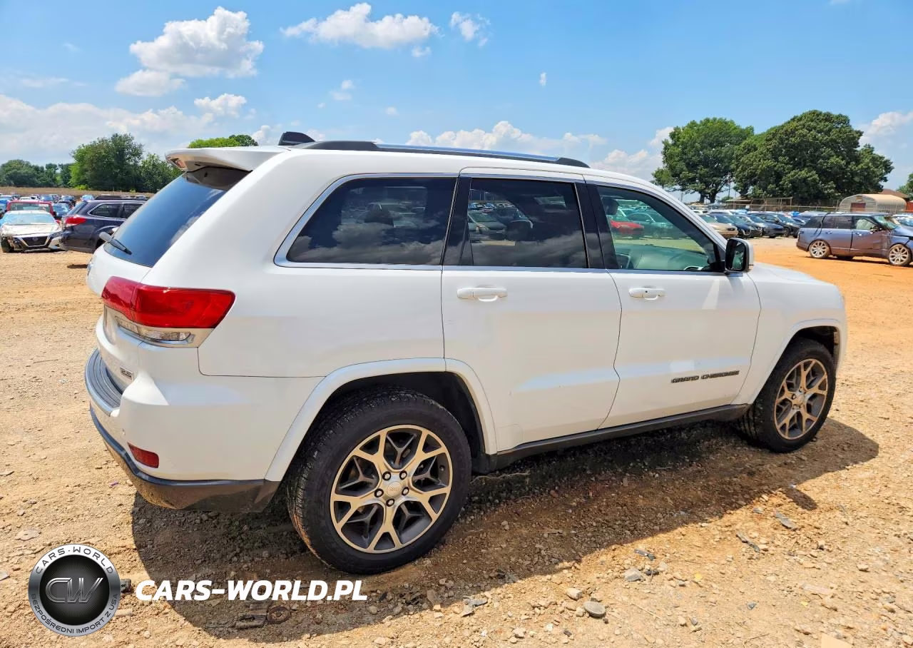 2018 Jeep Grand Cherokee Limited VIN:1C4RJFBG3JC325002 - 3