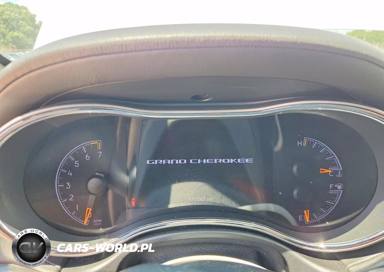2018 Jeep Grand Cherokee Limited VIN:1C4RJFBG3JC325002 - 9