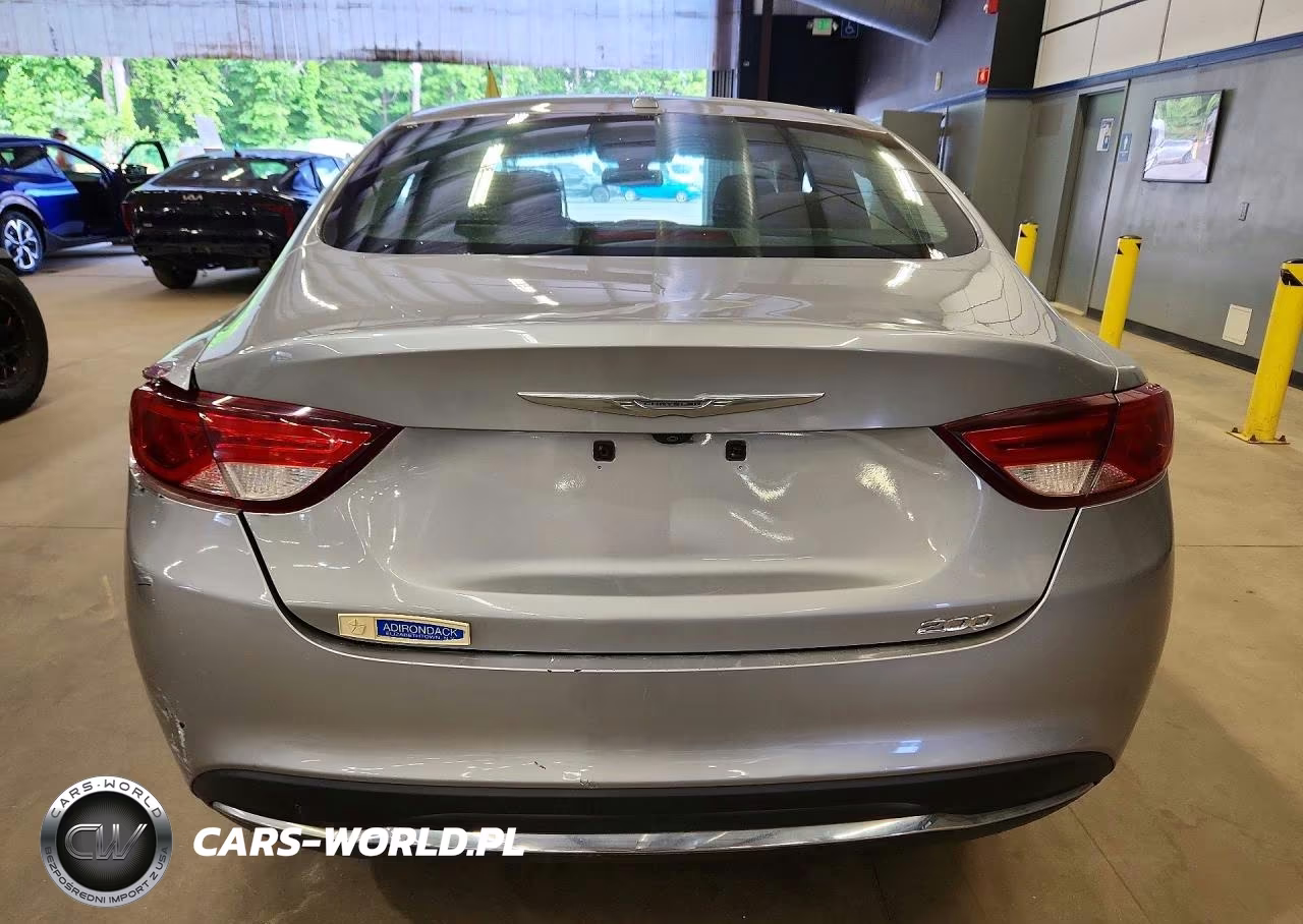 2015 Chrysler 200 Limited VIN:1C3CCCAB5FN640730 - 6