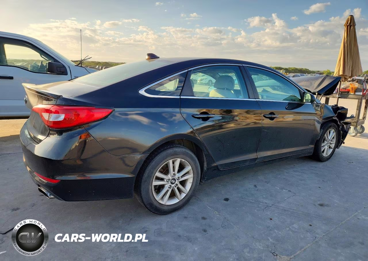 2016 Hyundai Sonata VIN:5NPE24AF4GH335317 - 3