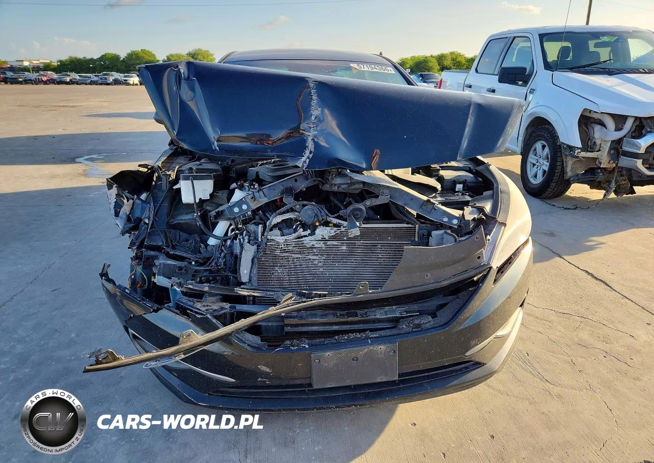 2016 Hyundai Sonata VIN:5NPE24AF4GH335317 - 5
