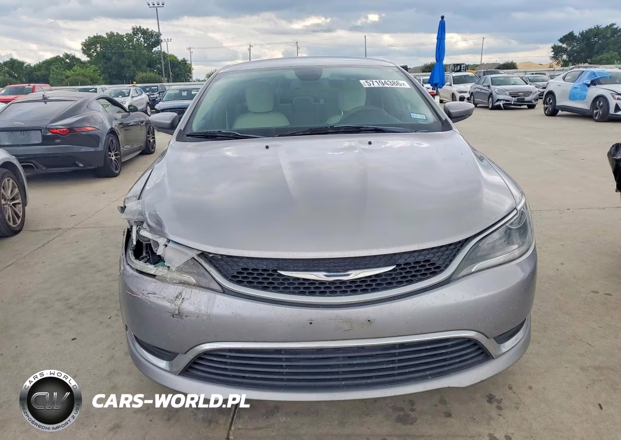 2016 Chrysler 200 Limited VIN:1C3CCCAB2GN169086 - 5