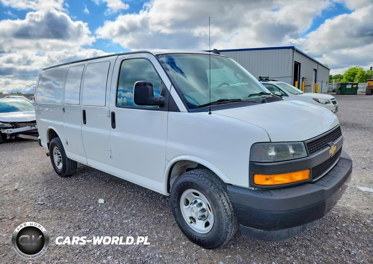 2020 Chevrolet Express G2500 VIN:1GCWGAFP2L1259829 - 4