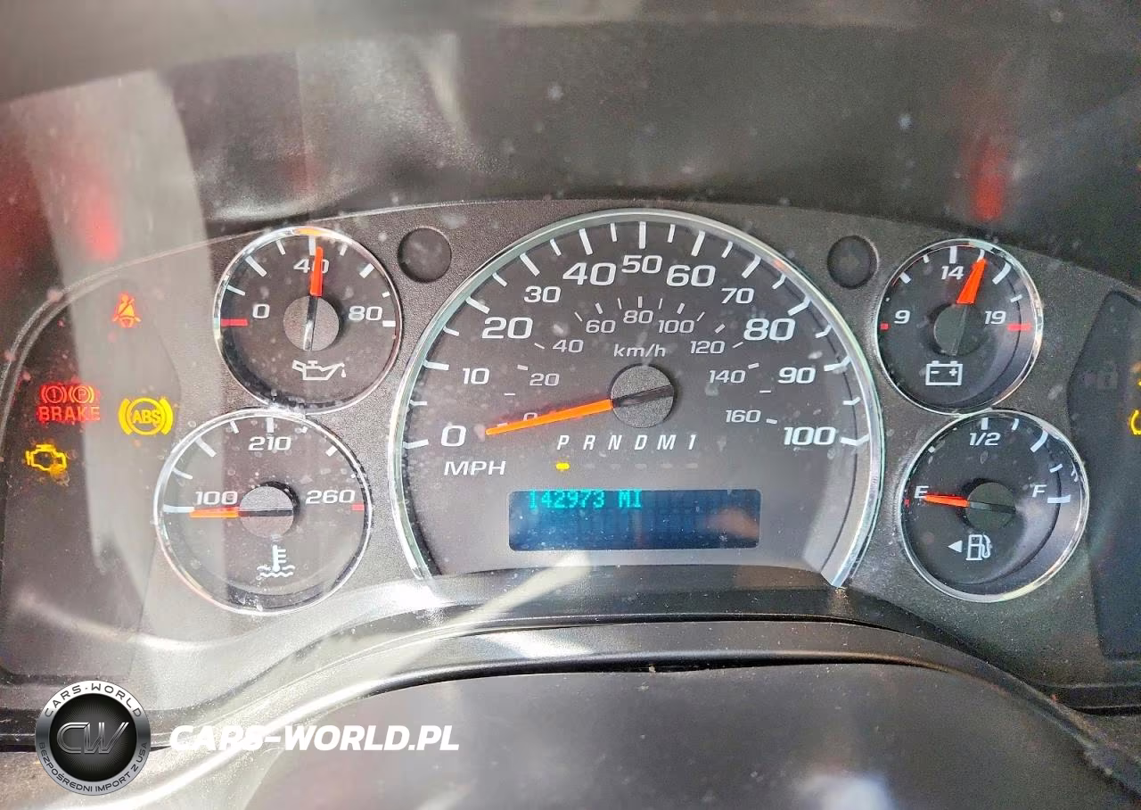 2020 Chevrolet Express G2500 VIN:1GCWGAFP2L1259829 - 9