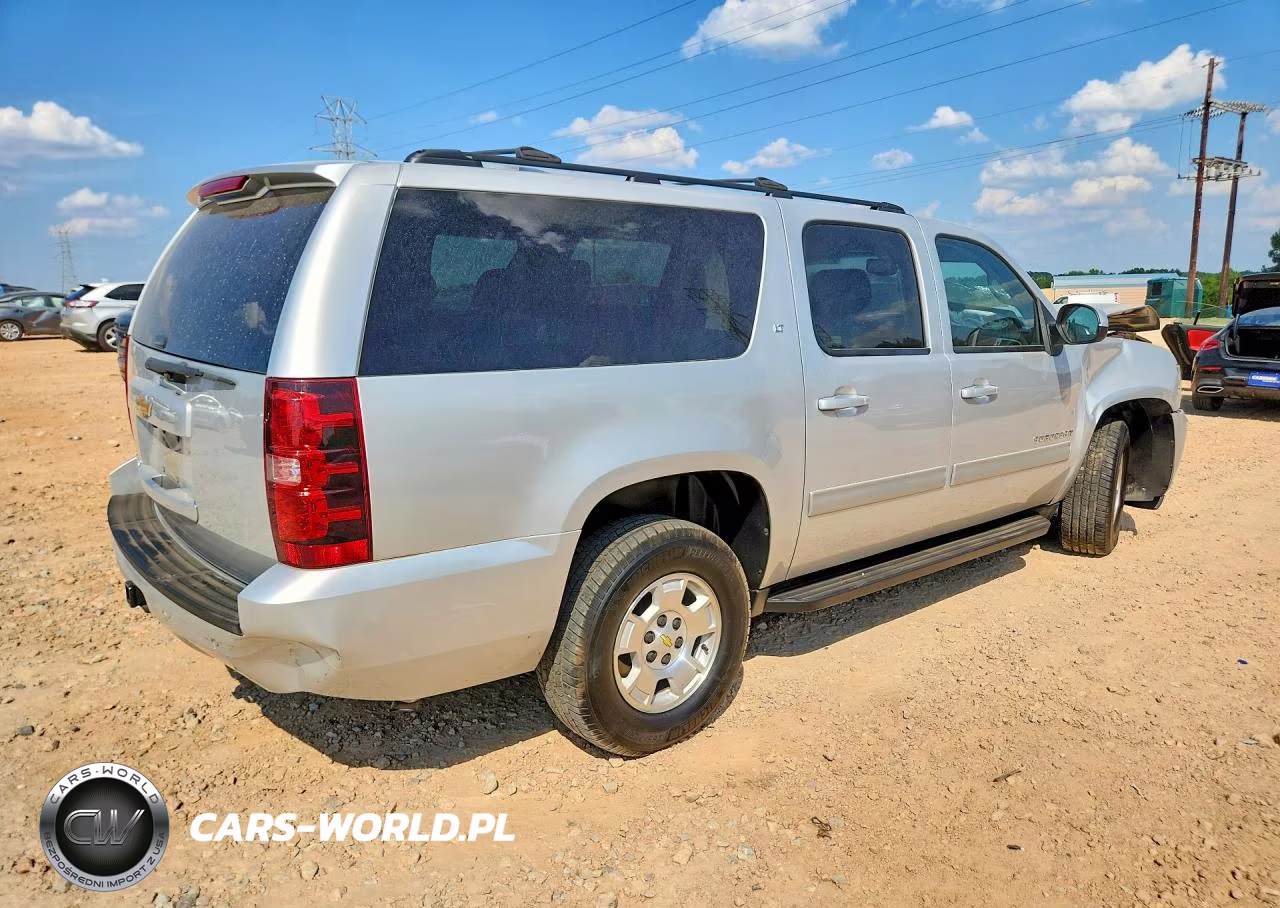 2014 Chevrolet Suburban K1500 Lt VIN:1GNSKJE74ER228494 - 3