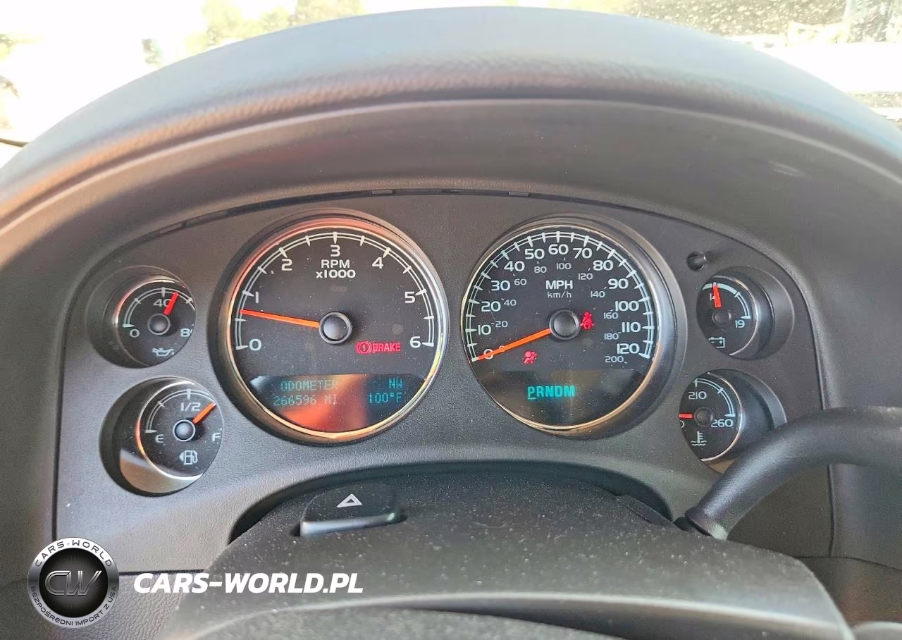 2014 Chevrolet Suburban K1500 Lt VIN:1GNSKJE74ER228494 - 9