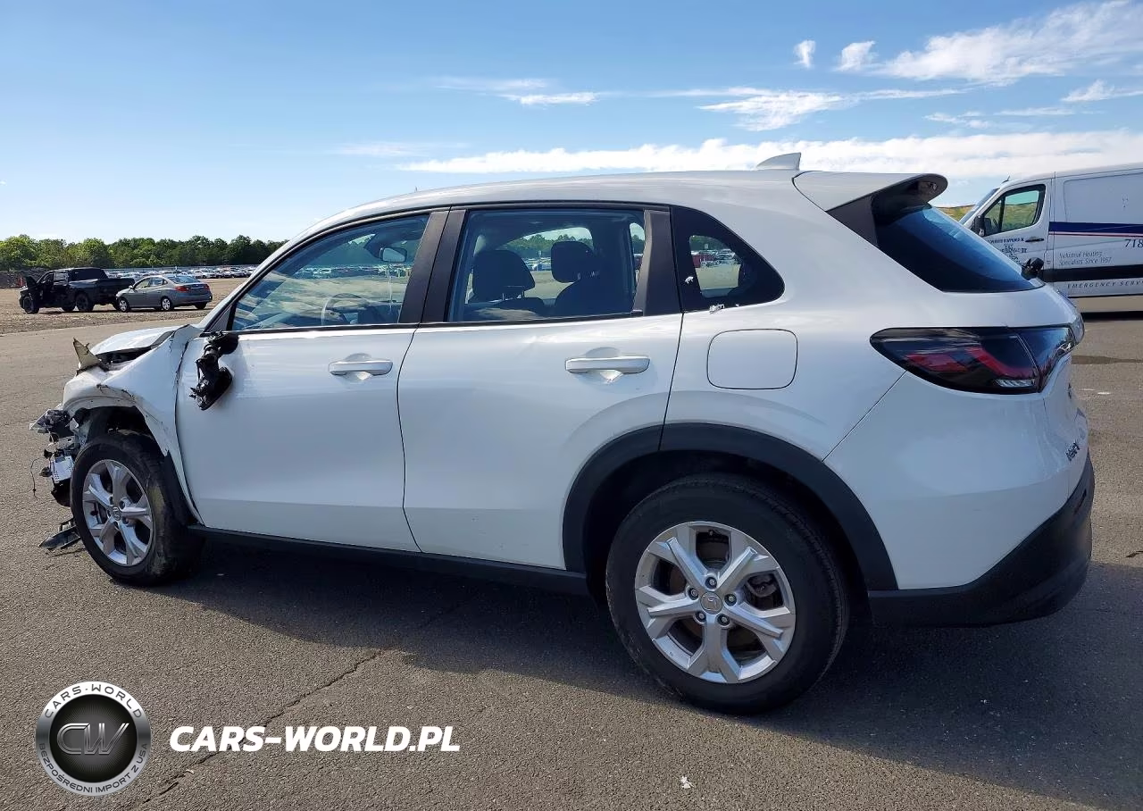 2023 Honda Hr-V Lx VIN:3CZRZ2H32PM747303 - 2