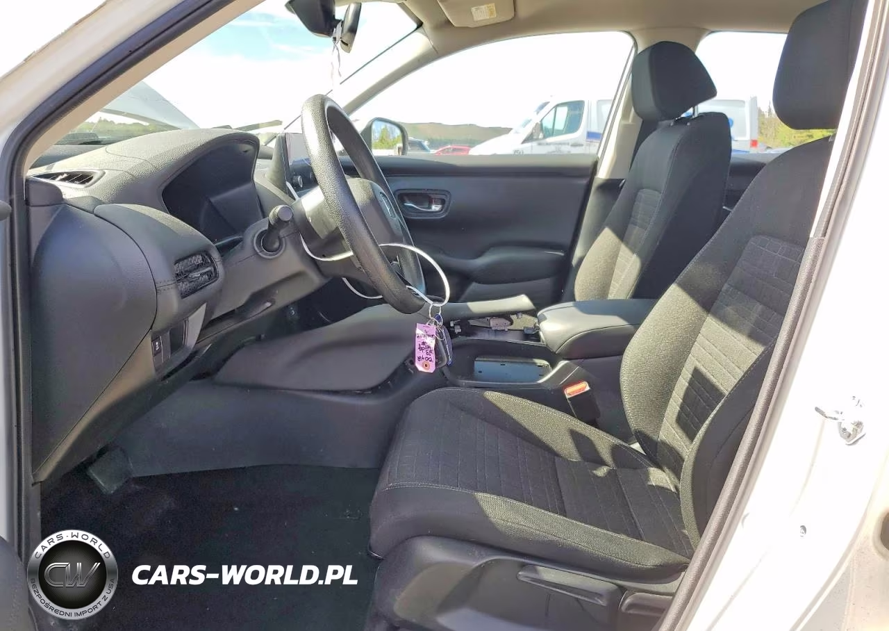 2023 Honda Hr-V Lx VIN:3CZRZ2H32PM747303 - 7