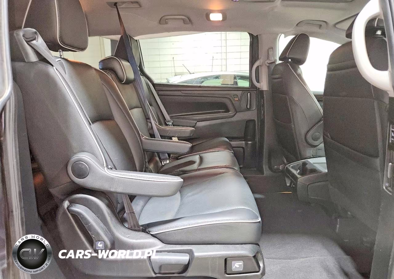2022 Honda Odyssey Touring VIN:5FNRL6H82NB503792 - 11