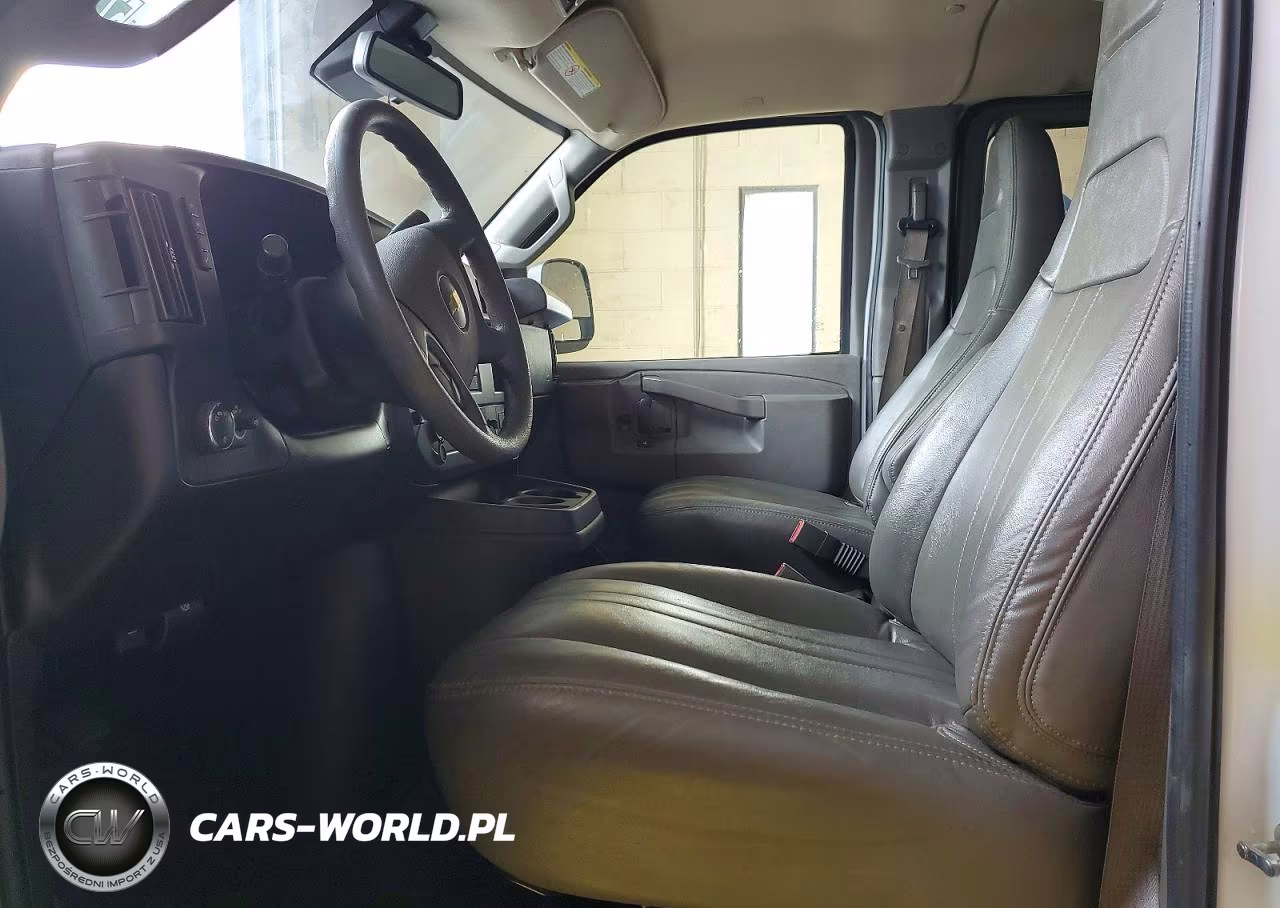 2024 Chevrolet Express G3500 Ls VIN:1GAZGNF77R1256317 - 7