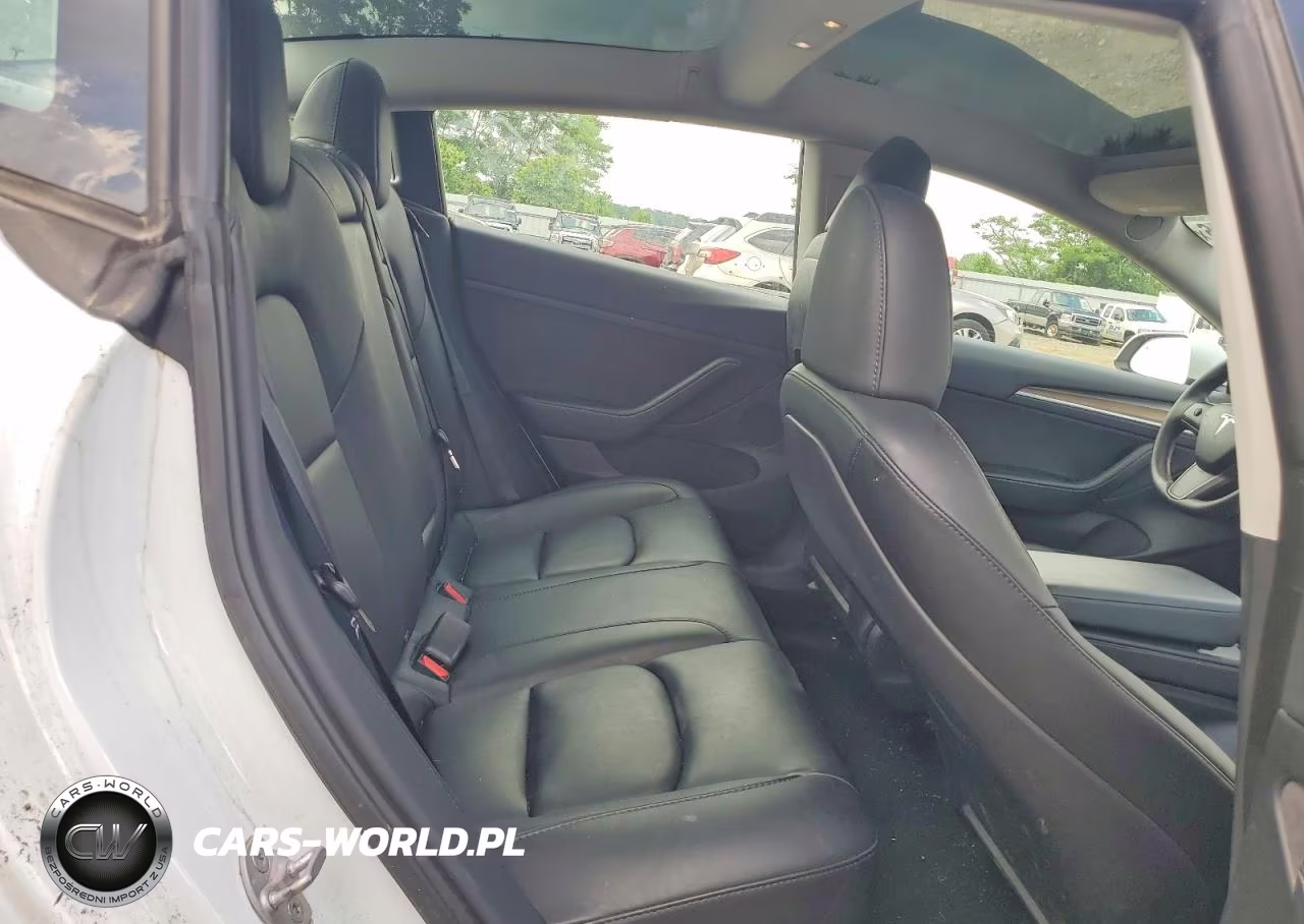 2023 Tesla Model 3 VIN:5YJ3E1EA8PF576758 - 10