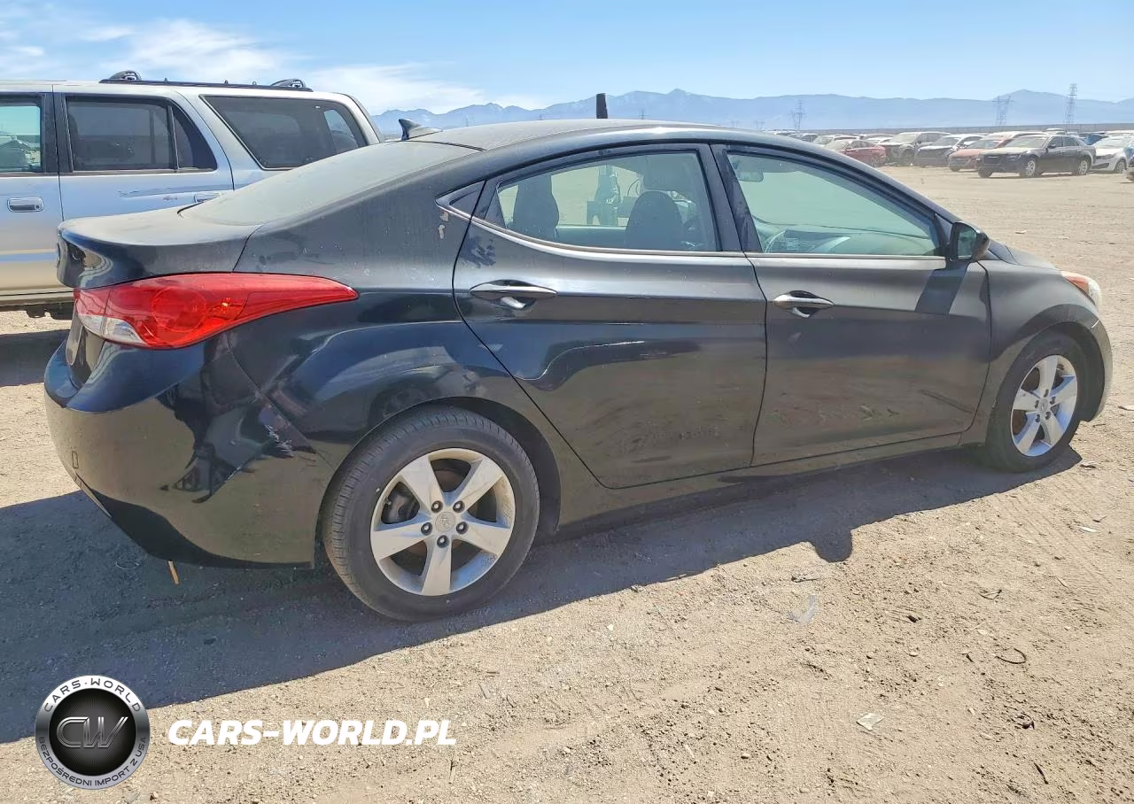 2013 Hyundai Elantra Gls VIN:5NPDH4AE1DH314681 - 3