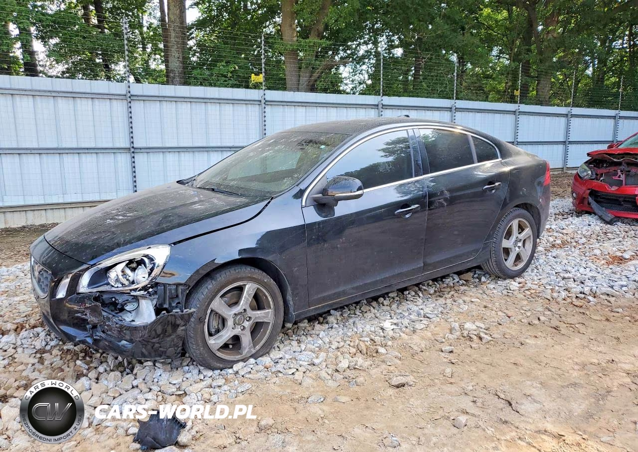 2013 Volvo S60 T5