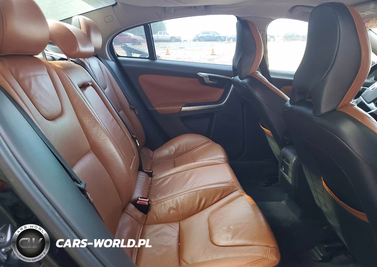 2013 Volvo S60 T5 VIN:YV1612FS8D2210846 - 10