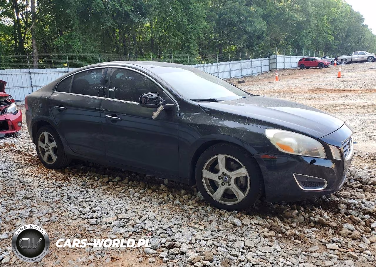 2013 Volvo S60 T5 VIN:YV1612FS8D2210846 - 4