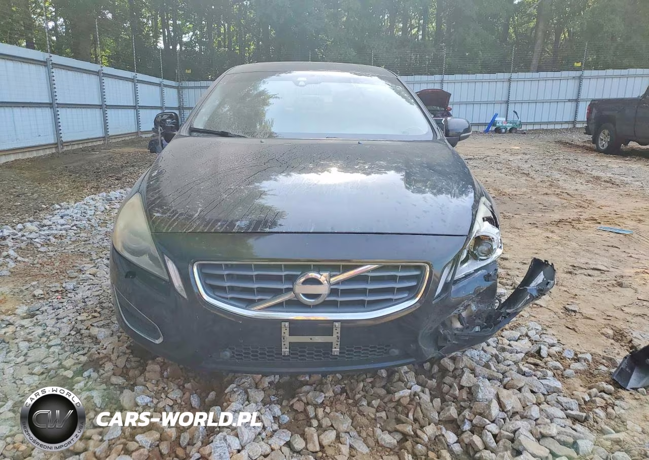 2013 Volvo S60 T5 VIN:YV1612FS8D2210846 - 5