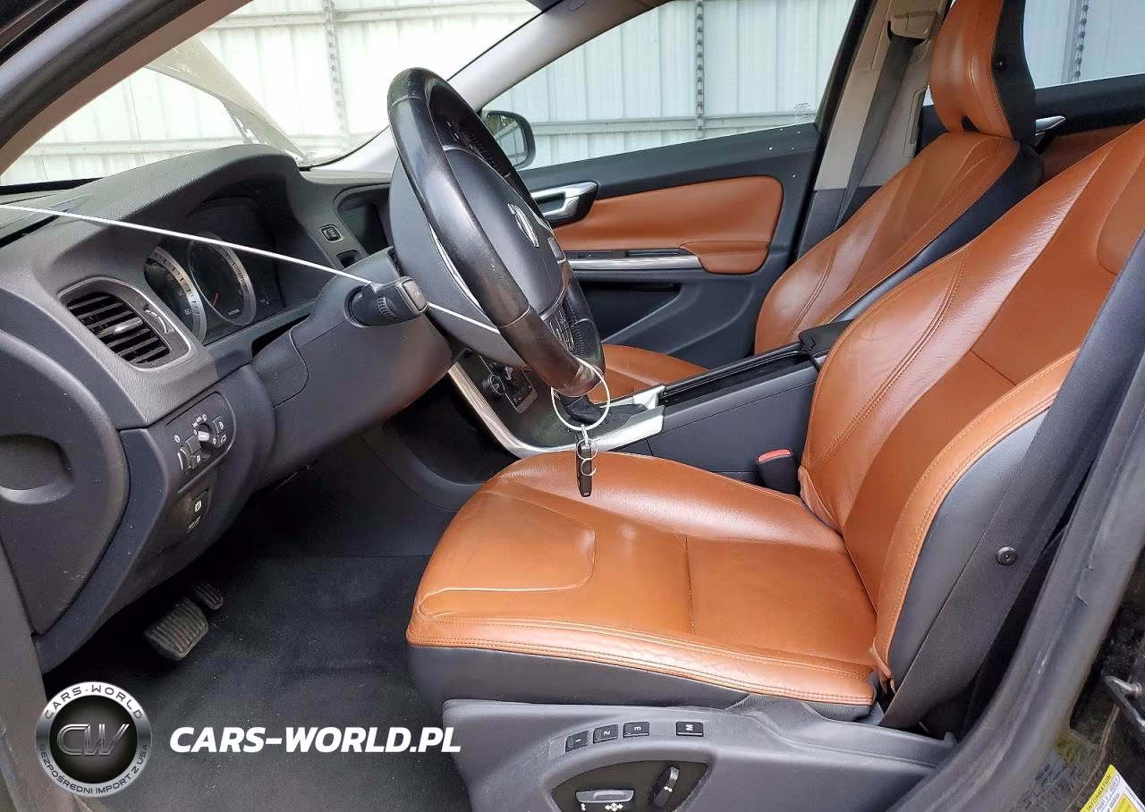 2013 Volvo S60 T5 VIN:YV1612FS8D2210846 - 7
