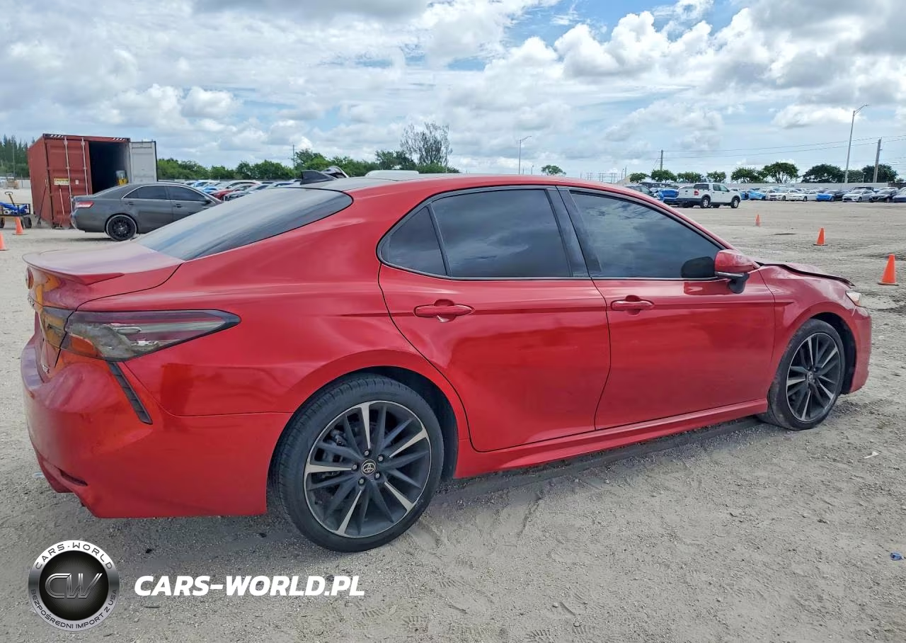2020 Toyota Camry Xse VIN:4T1K61AK5LU396755 - 3