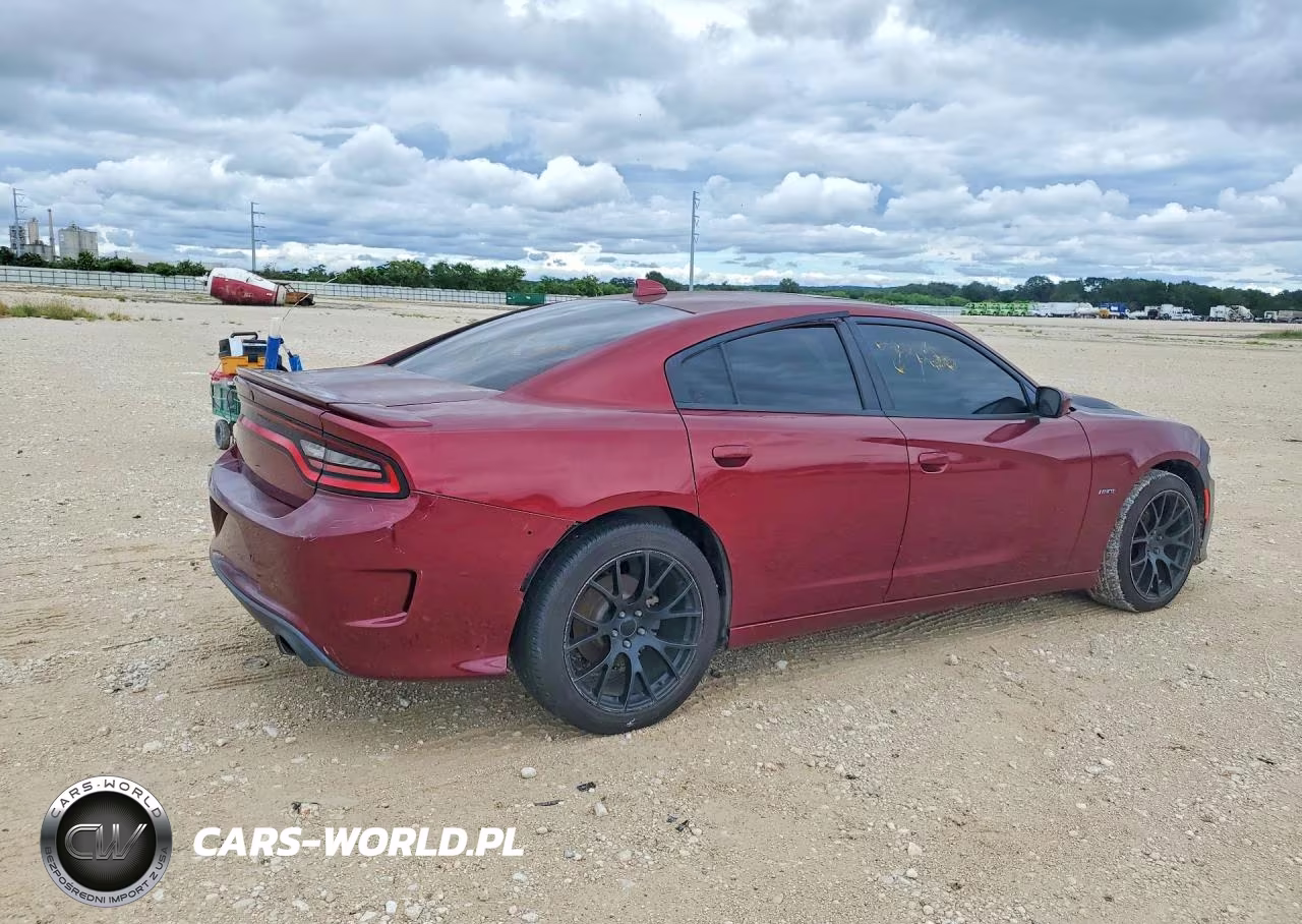 2018 Dodge Charger R VIN:2C3CDXCT6JH216100 - 3
