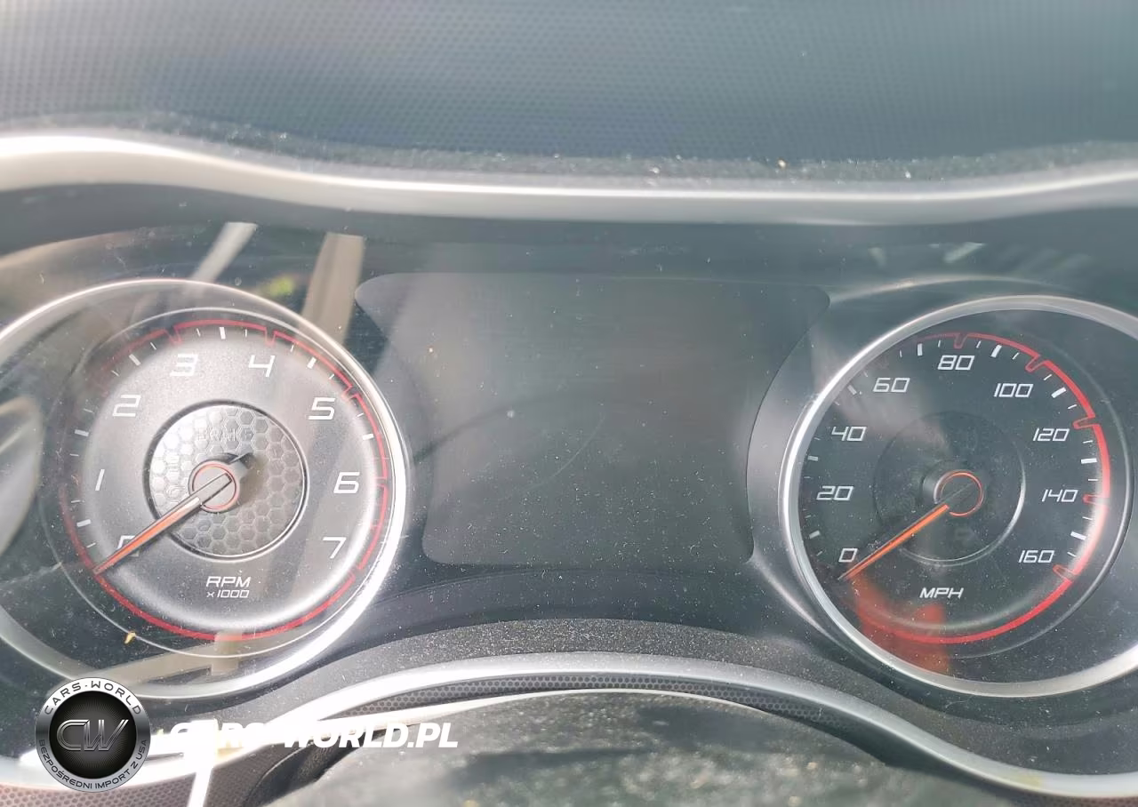 2018 Dodge Charger R VIN:2C3CDXCT6JH216100 - 9