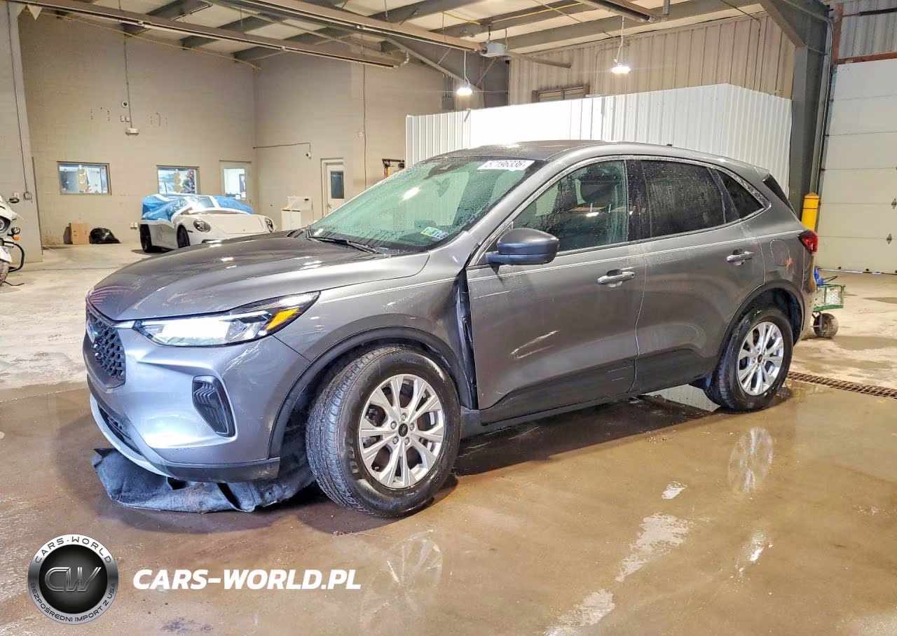 2023 Ford Escape Active – zdjęcie 1 z 13