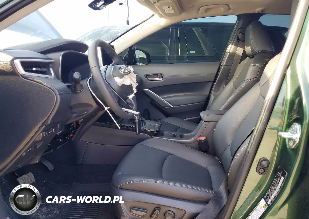 2026 Toyota Corolla Cross Xle VIN:7MUDAAAG5TV166697 - 7