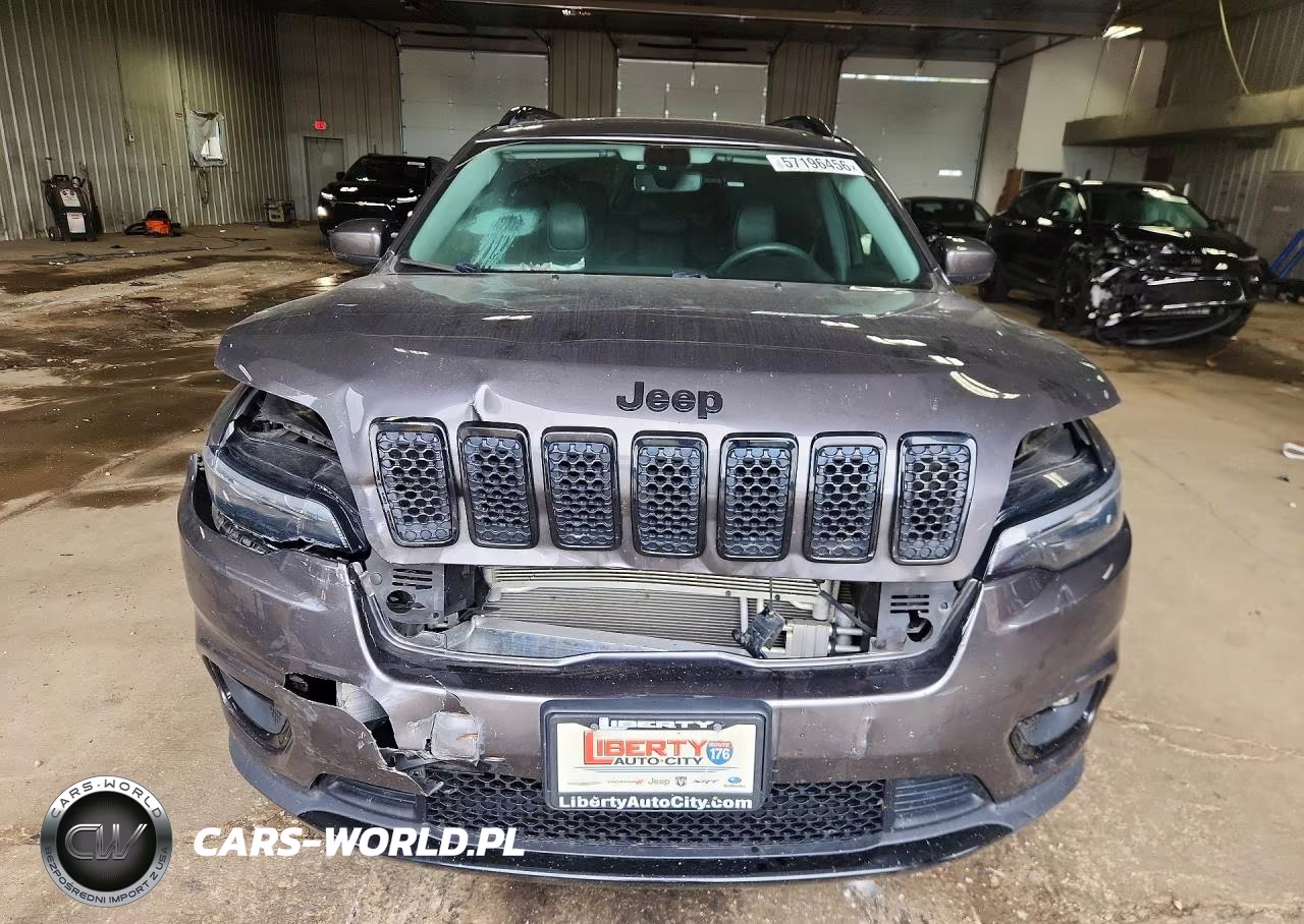2019 Jeep Cherokee Latitude Plus VIN:1C4PJLLB4KD439577 - 5
