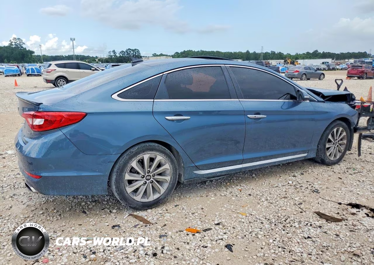 2016 Hyundai Sonata Sport VIN:5NPE34AF0GH422662 - 3