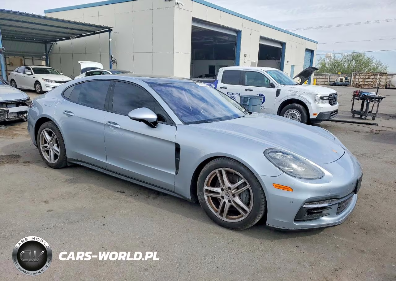 2018 Porsche Panamera 4S VIN:WP0AB2A7XJL135900 - 4