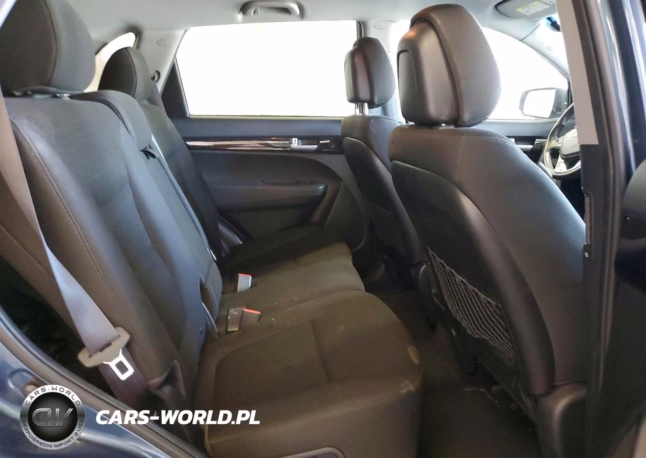 2015 Kia Sorento Lx VIN:5XYKTCA60FG609614 - 11