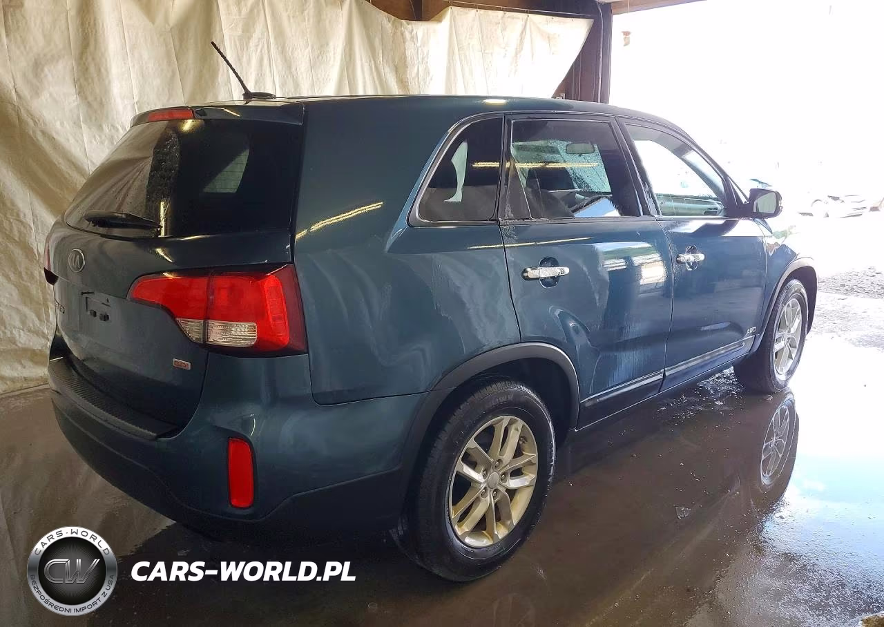 2015 Kia Sorento Lx VIN:5XYKTCA60FG609614 - 3