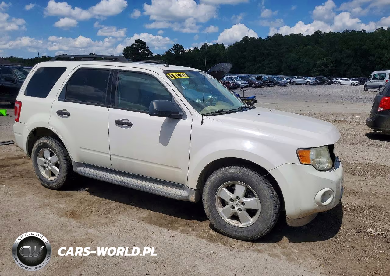 2009 Ford Escape Xlt VIN:1FMCU93719KB70377 - 4