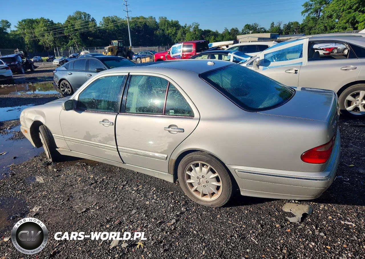 2001 Mercedes-Benz E 320 4Matic VIN:WDBJF82J61X054336 - 2