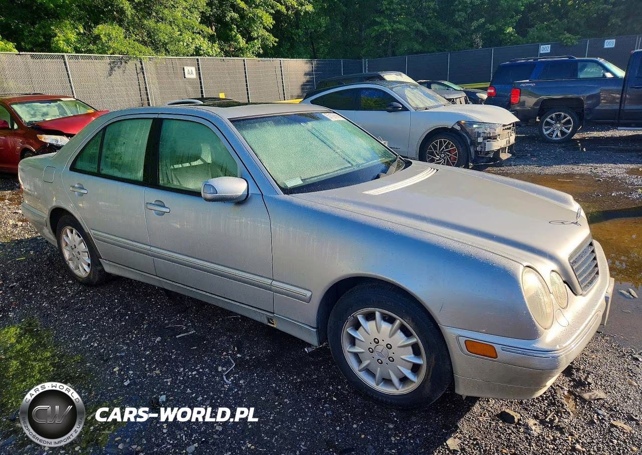2001 Mercedes-Benz E 320 4Matic VIN:WDBJF82J61X054336 - 4