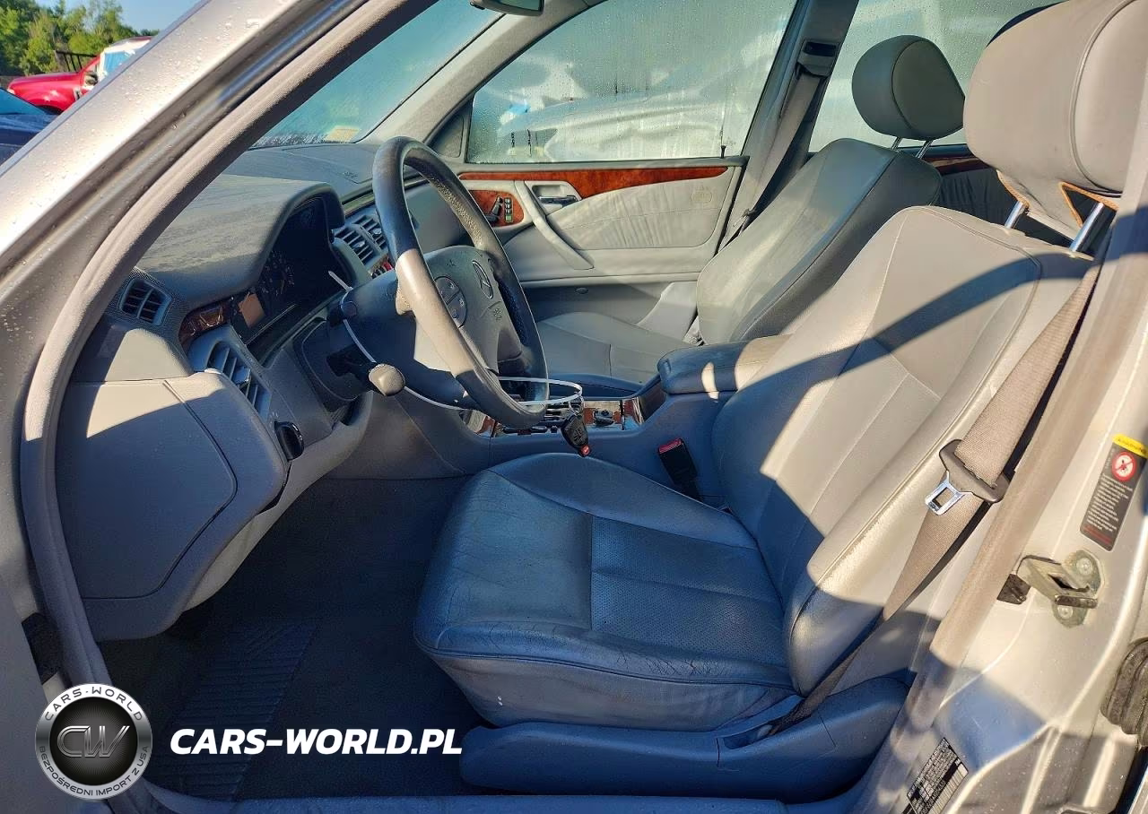 2001 Mercedes-Benz E 320 4Matic VIN:WDBJF82J61X054336 - 7