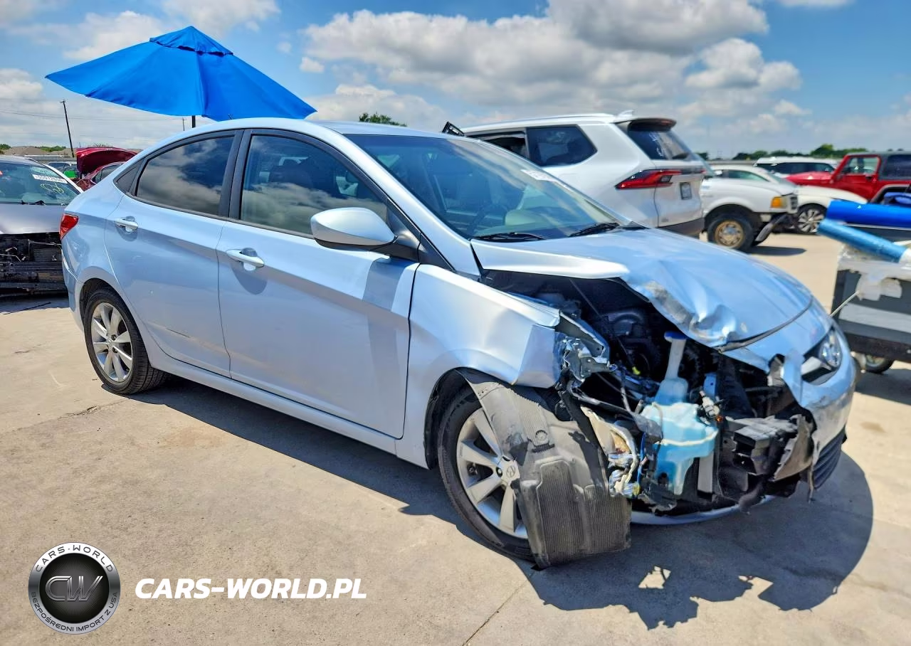 2012 Hyundai Accent Gls VIN:KMHCU4AE5CU121263 - 4