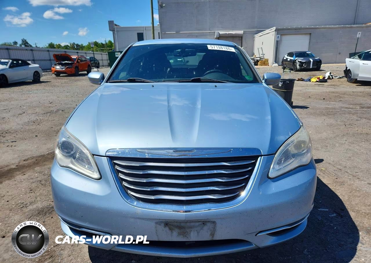 2012 Chrysler 200 Touring VIN:1C3CCBBB4CN267460 - 5