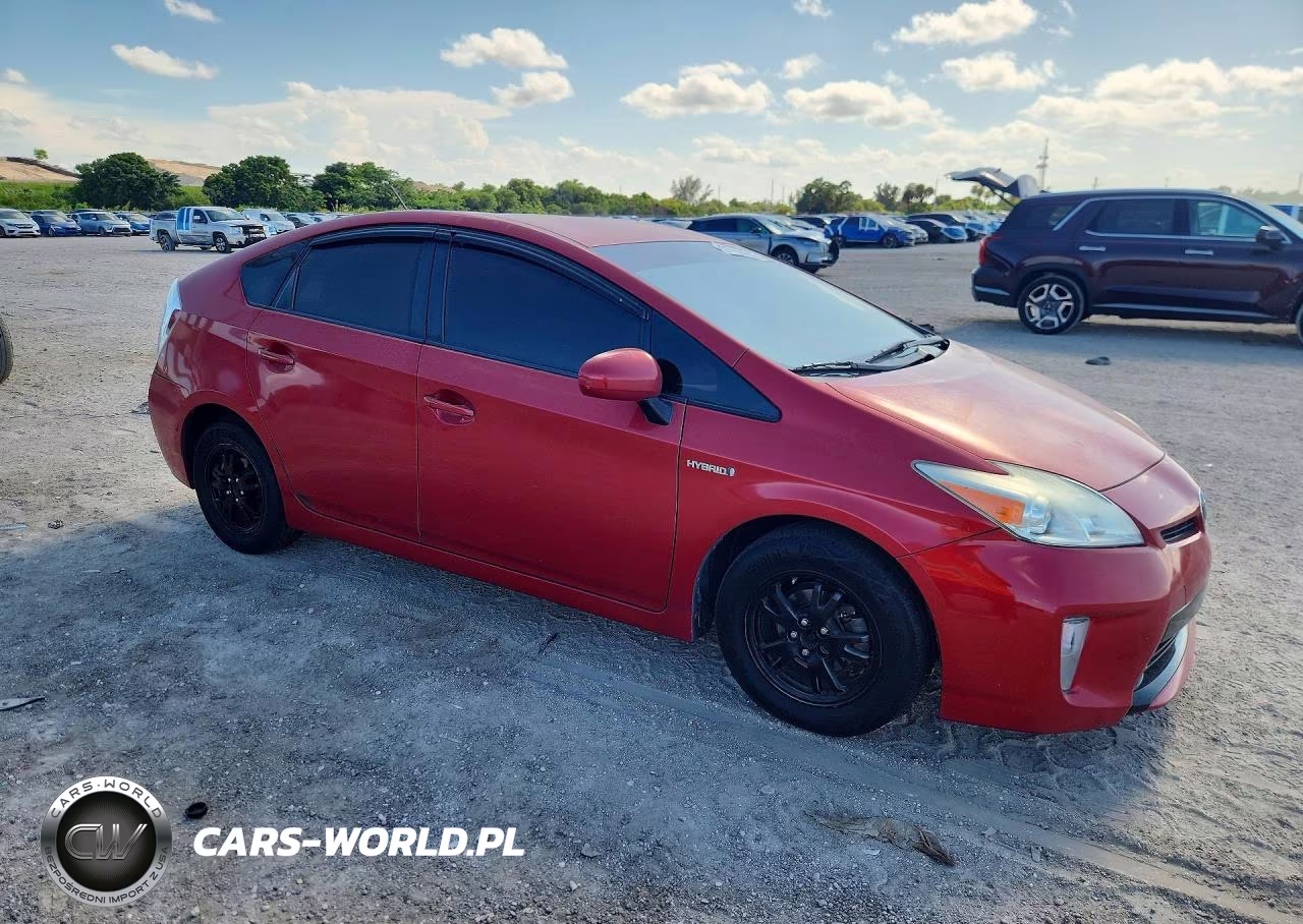 2012 Toyota Prius Four VIN:JTDKN3DU4C1535713 - 4
