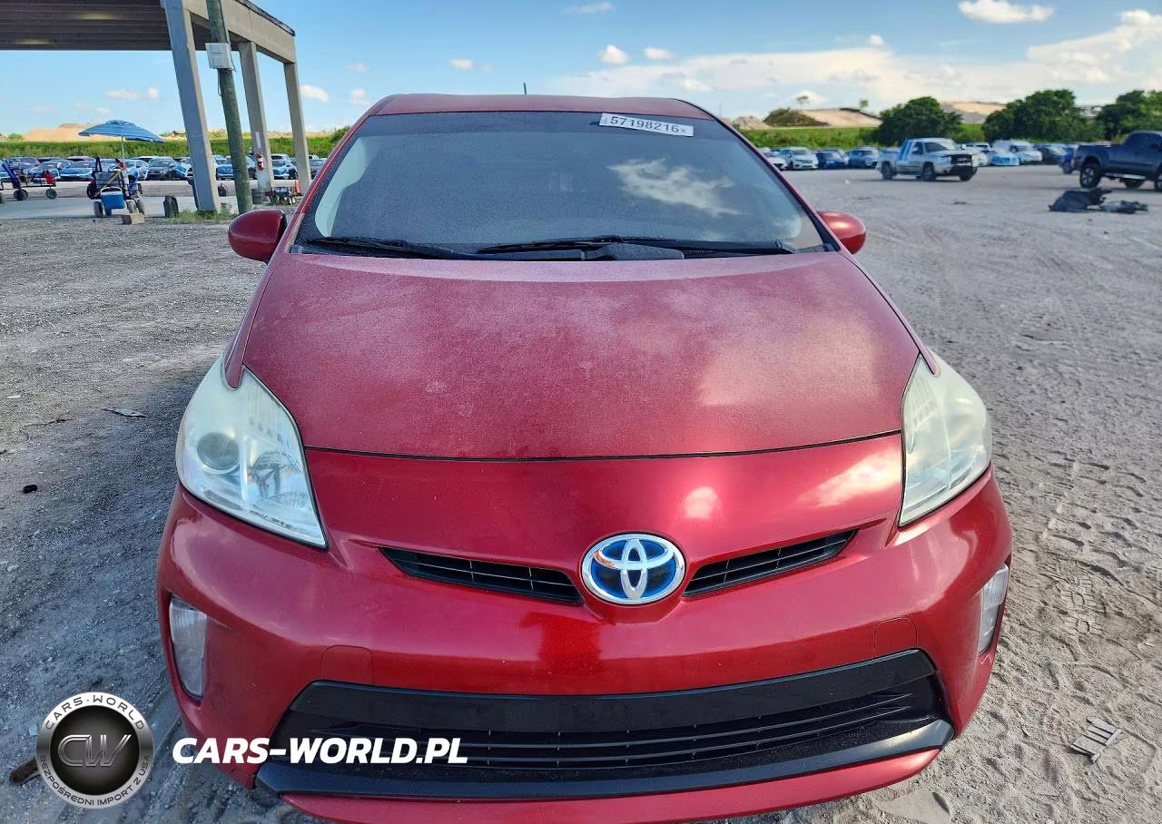 2012 Toyota Prius Four VIN:JTDKN3DU4C1535713 - 5